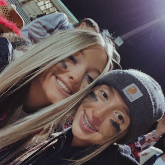 Meet your Posher, Laken - Picture 1 of 1